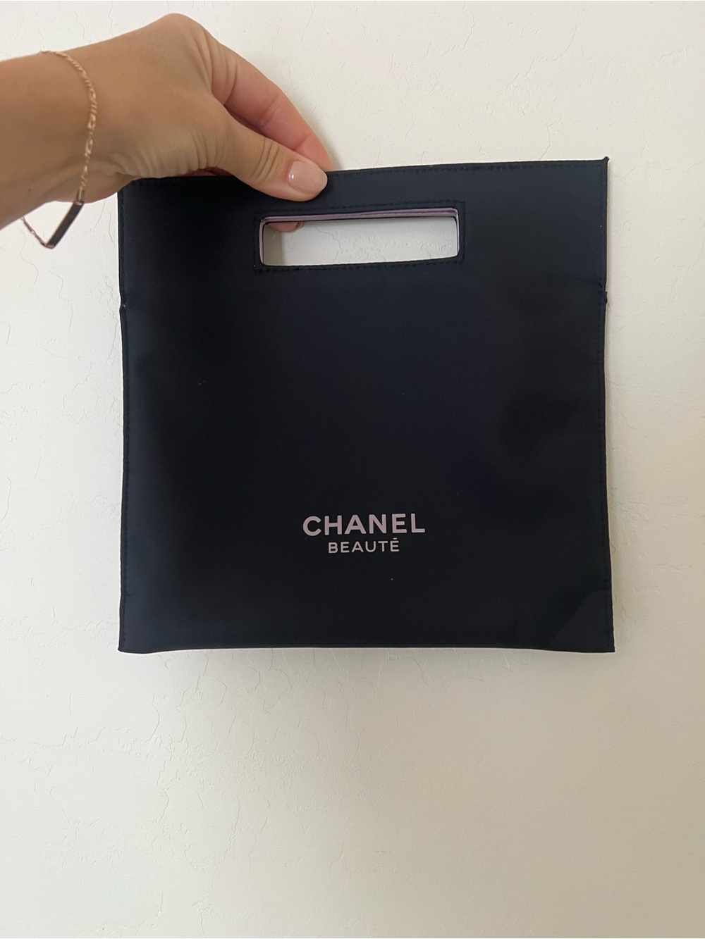 CHANEL Beauté Black Tote Makeup Case Bag Spa Beach